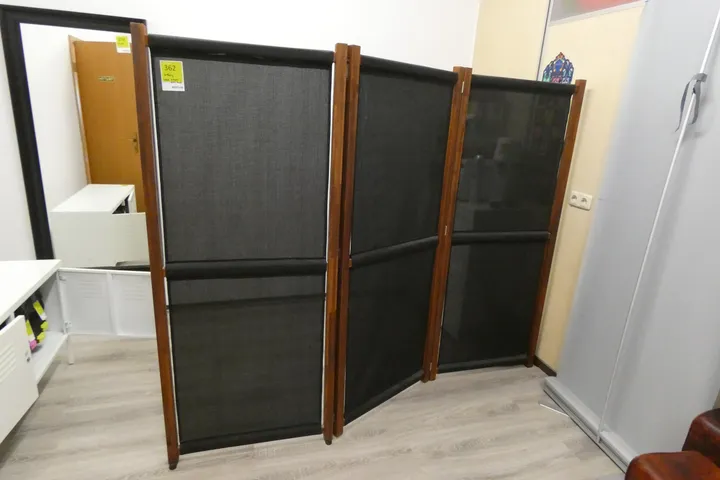 Paravent, 3-teilig, ohne Inhalt Maße in cm je ca. 71 x 171